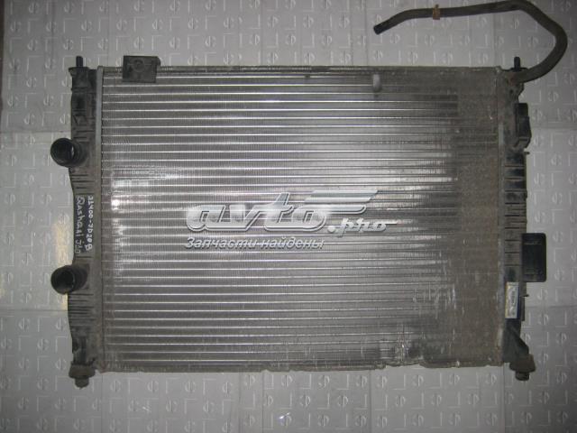 Радиатор охлаждения двигателя Nissan 21400JD900