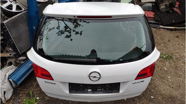 Купить Ляда Опель Астра J Sports Tourer 35