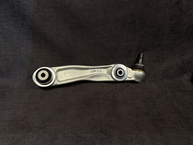 31108833048 BMW 
