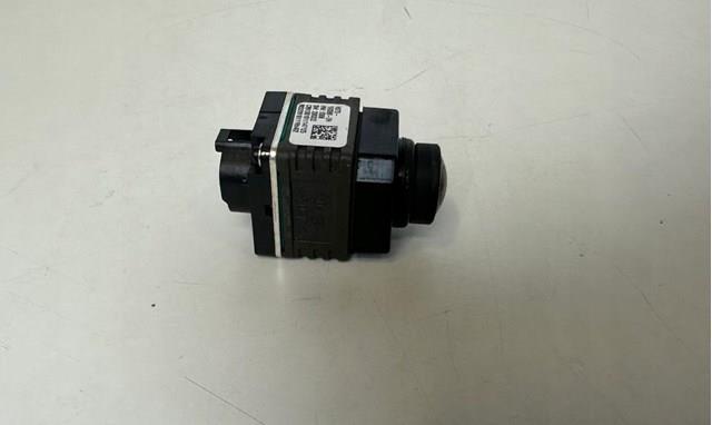 Купить LR091069 Land Rover Камера заднего вида