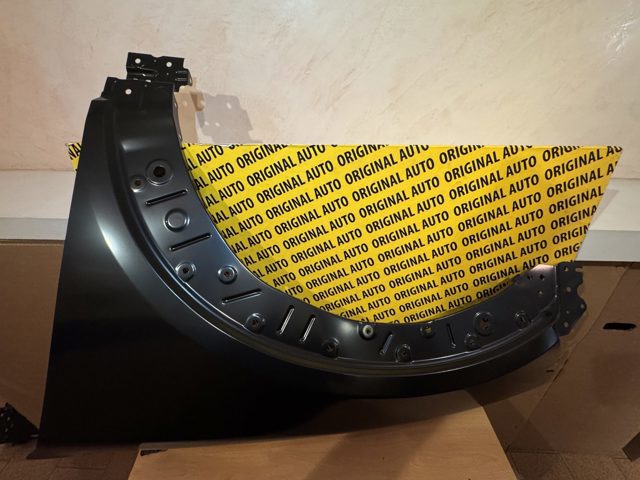 Купить DFR552210 Mazda Крыло переднее левое