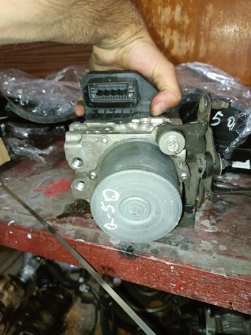 Блок управления АБС  Nissan/Infiniti 476604GK0A