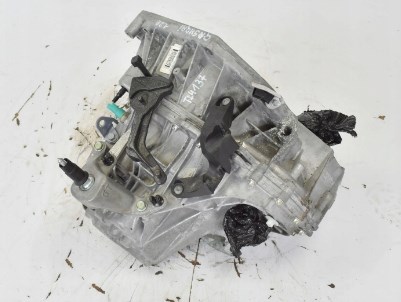 TL4137 Nissan caixa de mudança montada (caixa mecânica de velocidades)