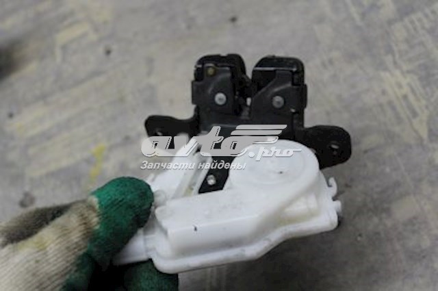 Fecho de tampa de porta-malas (de 3ª/5ª porta traseira) para Toyota Yaris  P21