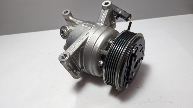 Компрессор системы кондиционирования Toyota 883100H030 цена, от 275.96 USD
