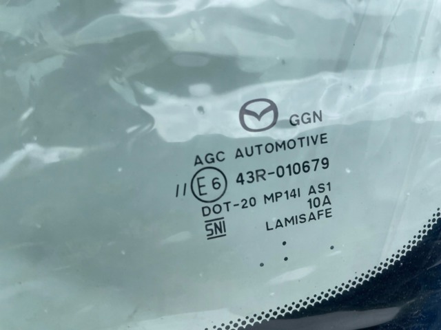 Pára-brisas para Mazda 3  BP