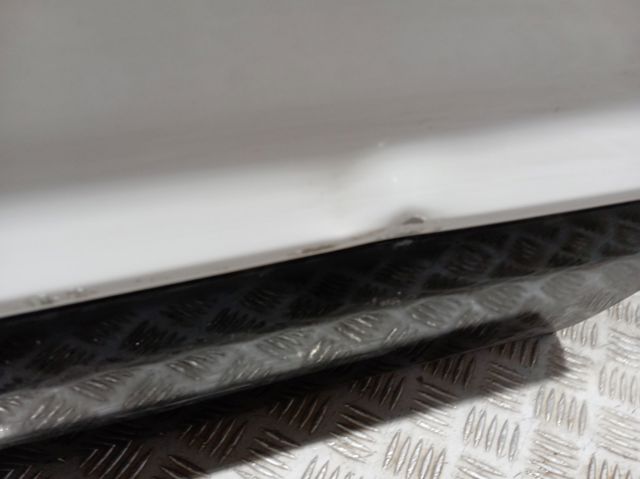 Пассажирская передняя дверь Hyundai/Kia 76004AT000