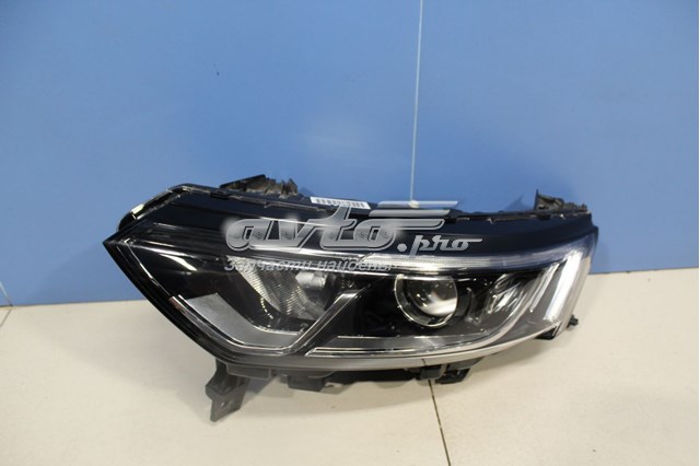 Фара левая Renault (RVI) 260607108R цена, от 334.13 USD