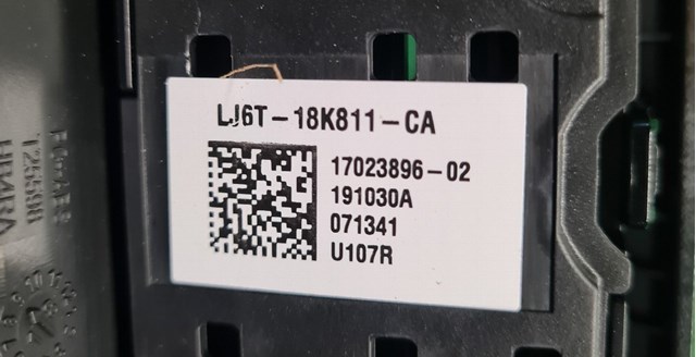 LJ6T18K811CA Ford Пульт управления магнитолой