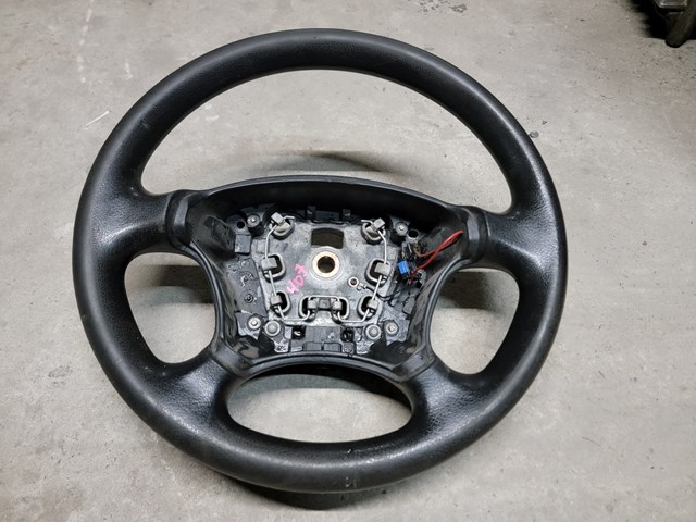 Рулевое колесо на Peugeot 407 SW 