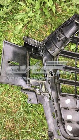 4M0853651HRN4 VAG Решетка радиатора