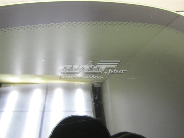 Стекло кузова (багажного отсека) правое GS1703D308 XYG