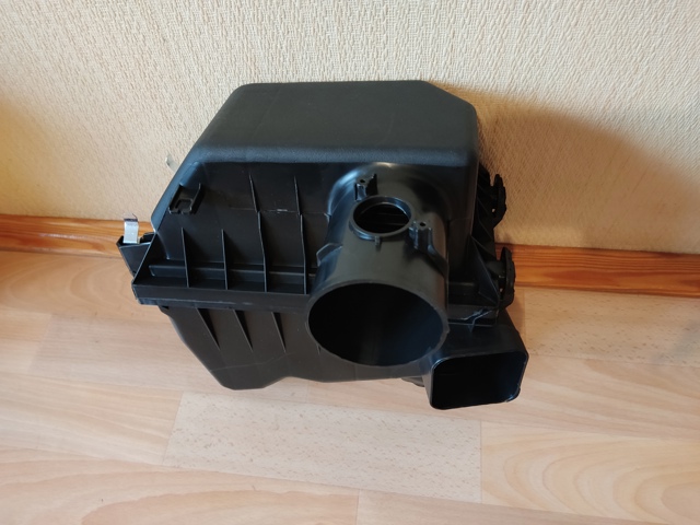  Корпус воздушного фильтра Toyota 1770025101