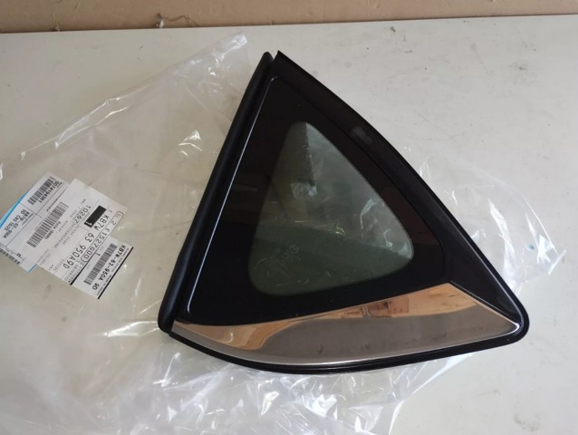 Стекло багажника, левое Mazda KB7W63950A9D цена, от 152.65 USD