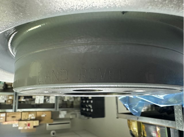 Передние тормозные диски LR189039 Land Rover