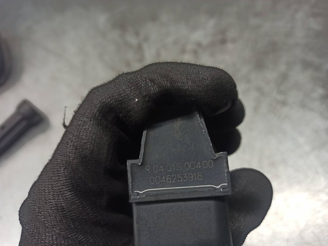 Катушка зажигания R0401S00400 VAG