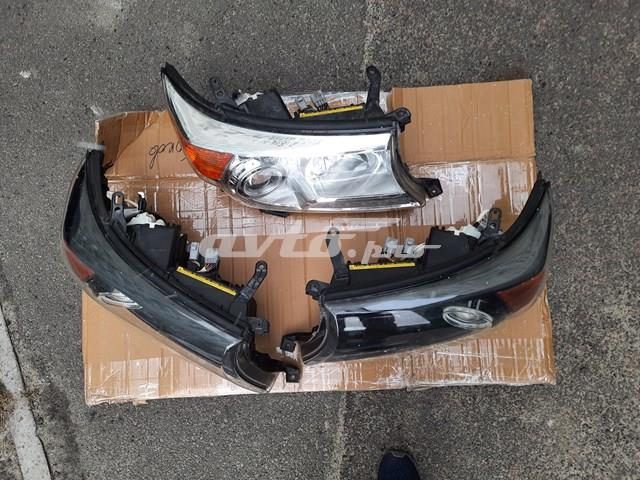 Купить PZ36760510 Toyota Фара левая передняя