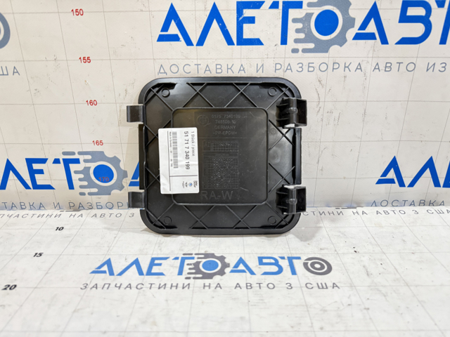51717340199 BMW Лючек подкрылка переднего левого