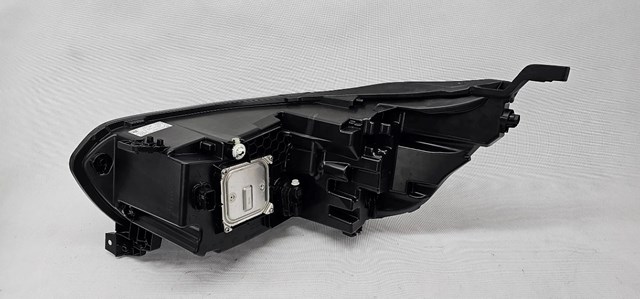 Правая блок фара Renault (RVI) 260102899R цена, от 616.87 USD