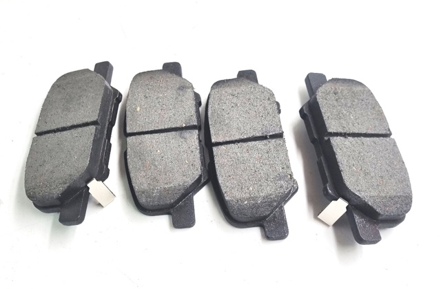Задние дисковые колодки Q-top QE0421E