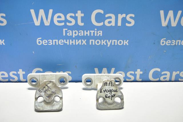 Дверной шарнир правый передний Land Rover LR056353 цена, от 25.42 USD