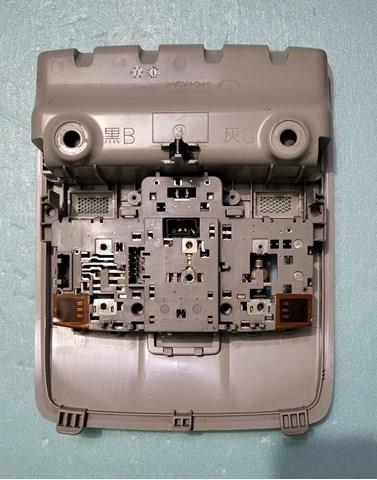 Плафон салона KD4569971 Mazda