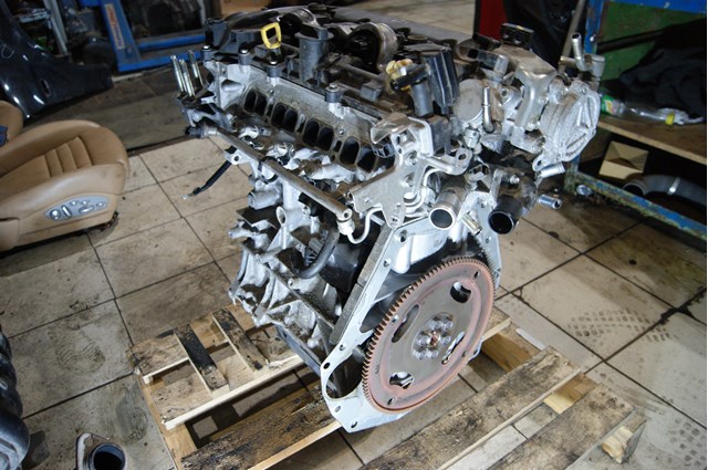 Двигатель PEY502300H Mazda