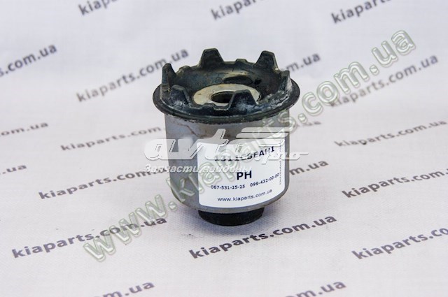 Купить TQ25354 Tqparts Накладка форсунки омывателя фары передней