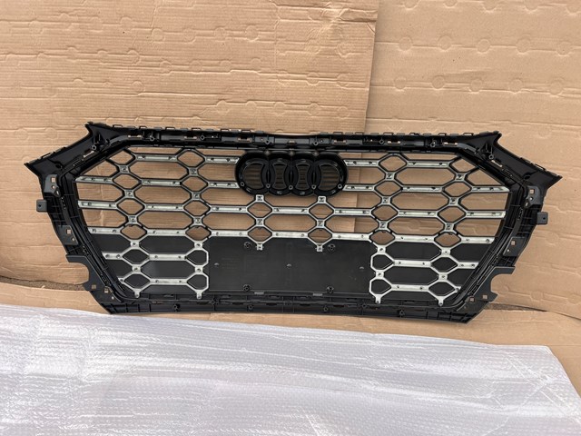 Облицовка радиатора VAG 80A853651AH3FZ цена, от 1269.58 USD