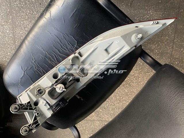 T2H22639 Jaguar Фонарь задний