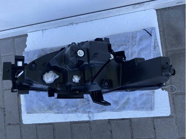 Купить KB8N51040 Mazda Фара левая передняя