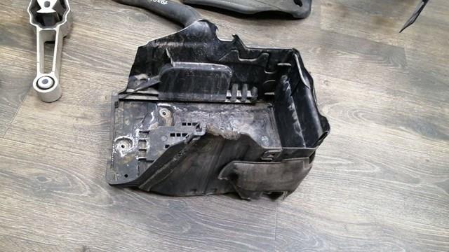  Land Rover 6G9N10757AF цена, от 11.40 USD