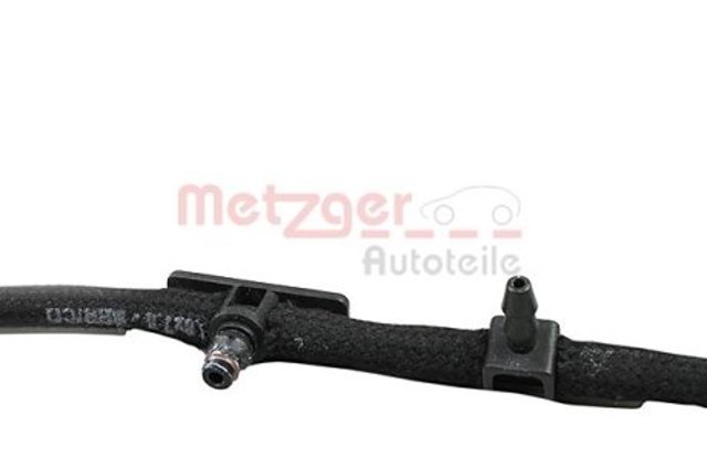Tubería de combustible atras de las boquillas 0840124 METZGER