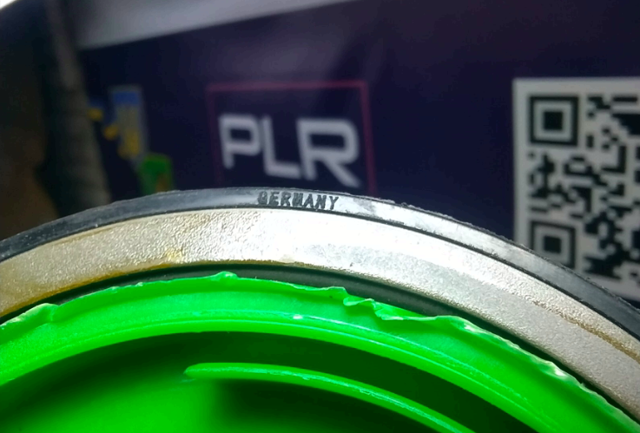 LR084639 Land Rover Сальник коленвала двигателя, задний