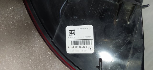 A1679063007 Mercedes Задний правый внешний фонарь