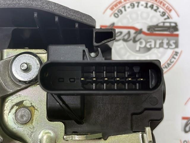 Купить LR070440 Land Rover Замок водительской двери