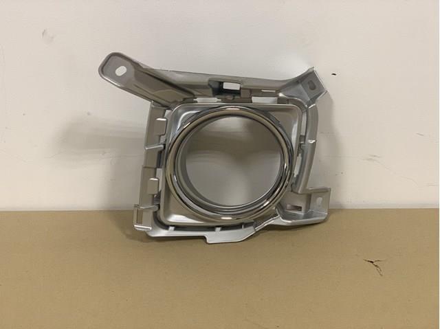 Купить 5204060070 Toyota Окантовка противотуманки