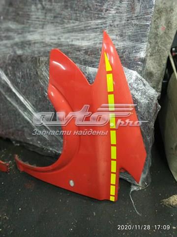 Крыло левое Mercedes A6398800600