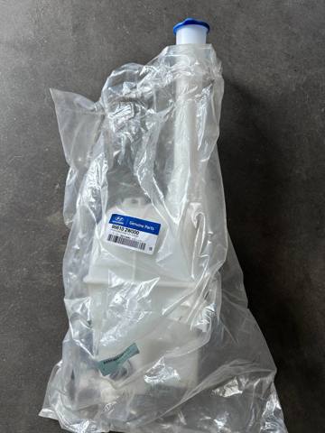 Бачок омывателя лобового стекла Hyundai/Kia 986102W000 цена, от 71.61 USD