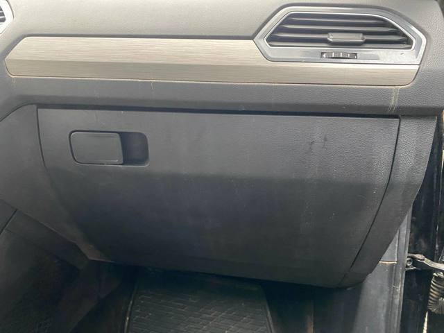 Ящик перчаточный (бардачок) 5NN857114A82V VAG