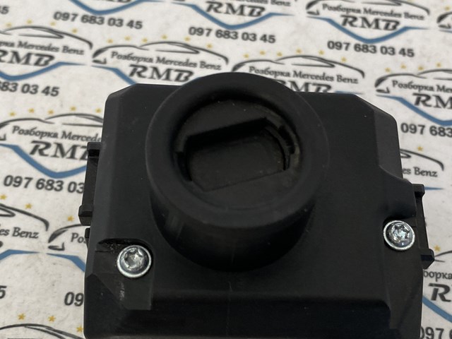 2215450508 Mercedes 