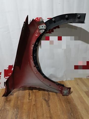 D10E52211B Mazda Переднее левое крыло