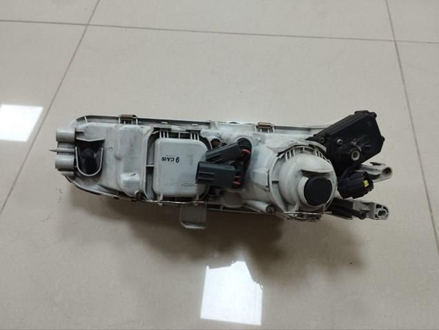 Купить Левая фара Мазда Кседос 6 CA