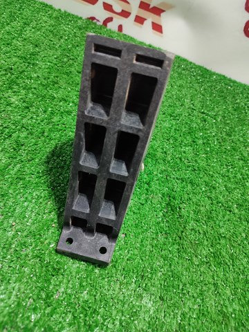 Купить 51117414353 BMW Кронштейн усилителя переднего бампера