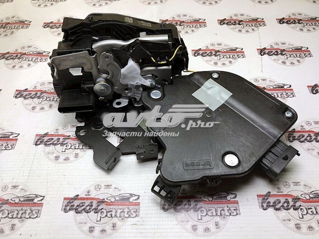 LR078752 Land Rover Замок двери задней левой