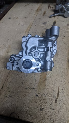 PX1314100 Mazda Масляный насос двигателя