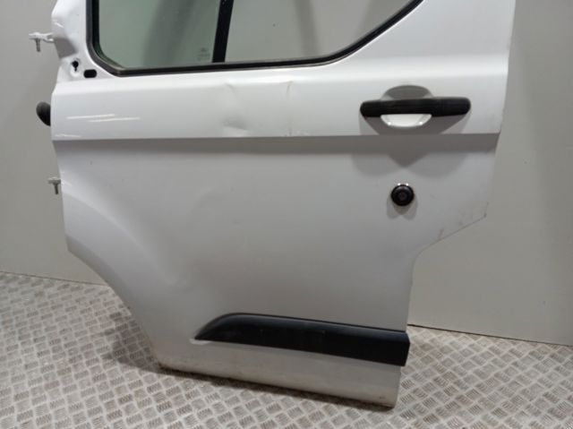 Купить 2488102 Ford Дверь передняя, левая