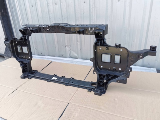 Рамка радиатора 64101KL000 Hyundai/Kia