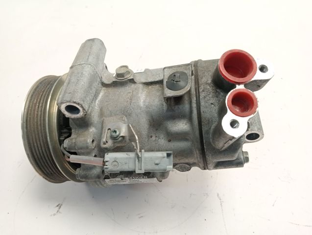 Компрессор системы кондиционирования Renault (RVI) 926002484R цена, от 271.34 USD