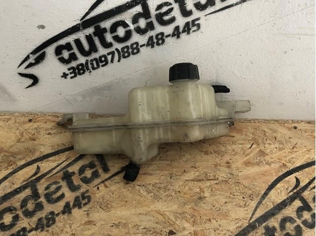 217101KB0A Nissan/Infiniti Расширительный бачок охлаждения